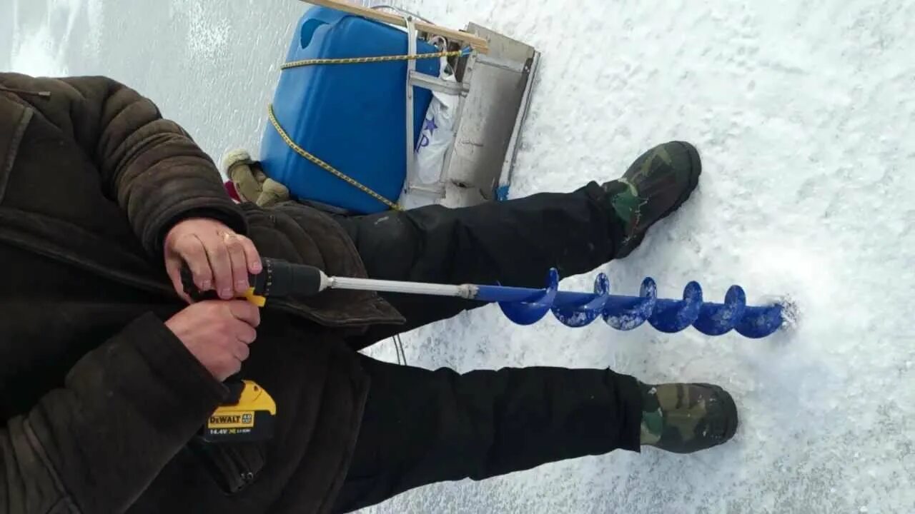 Шуруповерт для ледобура видео