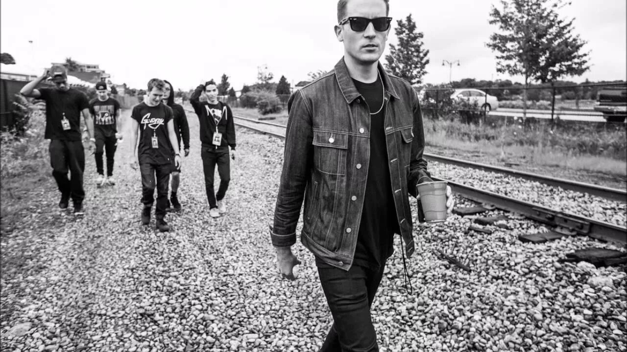 G-Eazy. G-Eazy x. Tumblr girls g-Eazy. G Eazy Logic.