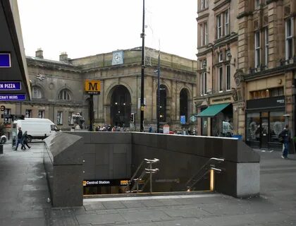 Metro center station