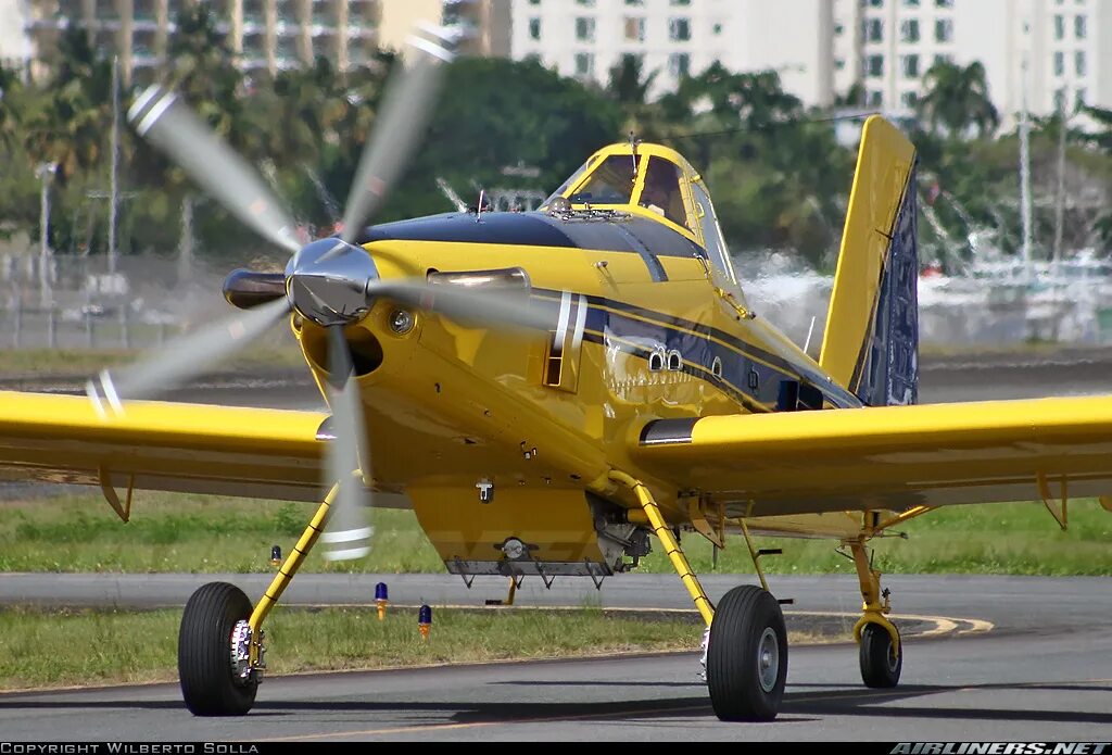 Air tractor. Air tractor 402. Air tractor. Самолет air tractor at-400. Air tractor 502xp.