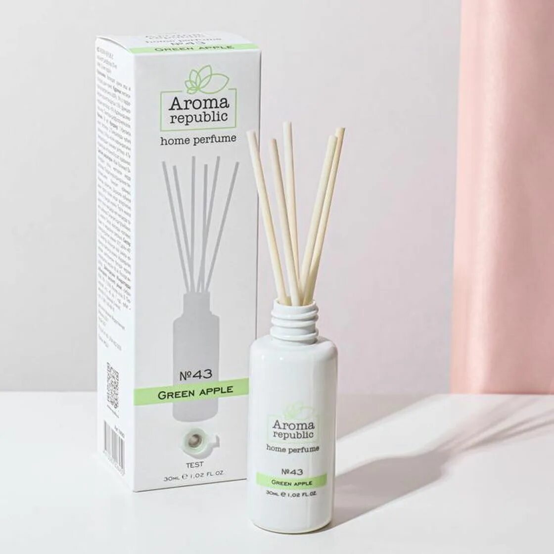 Диффузор 30 мл. Аромадиффузор aroma harmony. aroma republic ароматический диффузор 30 мл, &quot;№32, montpensier&quot;. aroma republic ароматический диффузор. aroma republic ароматический диффузор &quot;№46, tiramisu&quot;, 30 мл.