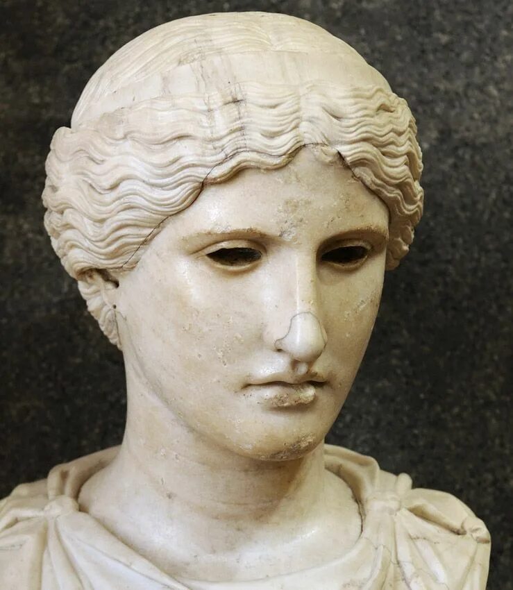 Головы богинь. Головы богинь. Скульптура греческой богини бюст артемида. Голова афродиты голенищева. Хирам пауэрс скульптура.