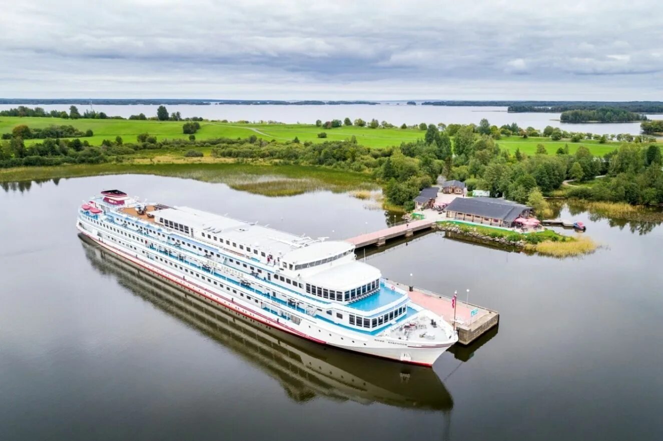 Круиз на валаам из санкт петербурга. Теплоход санкт-петербург водоход.