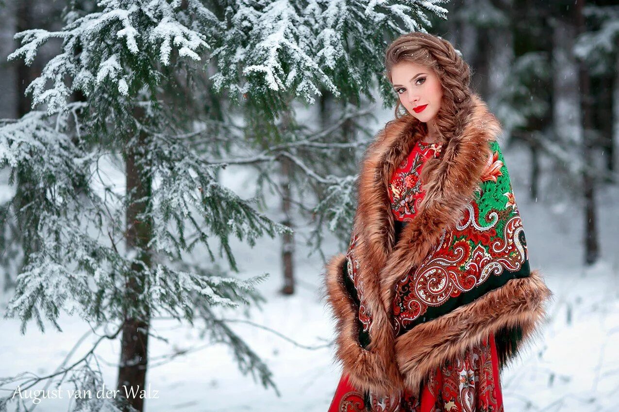 Национальный русский зимний. Русская красавица. Фотосессия в русском народном стиле. Фотосессия в русконоррдном стиле. Фотосессия в народном стиле зимой.