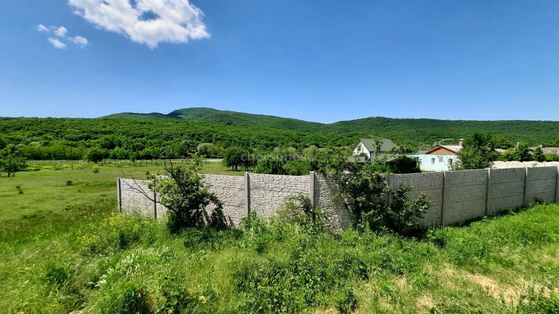 Село новоульяновка бахчисарайский район. Новоульяновка бахчисарайский район. Бахчисарай фото. Ст гранат севастополь район. Голубинка крым улица набережная 10.