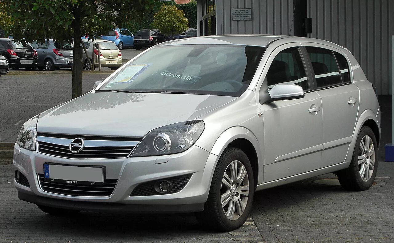 8 автомат. 8. Opel astra h 2008 1. 8. 8 седан.