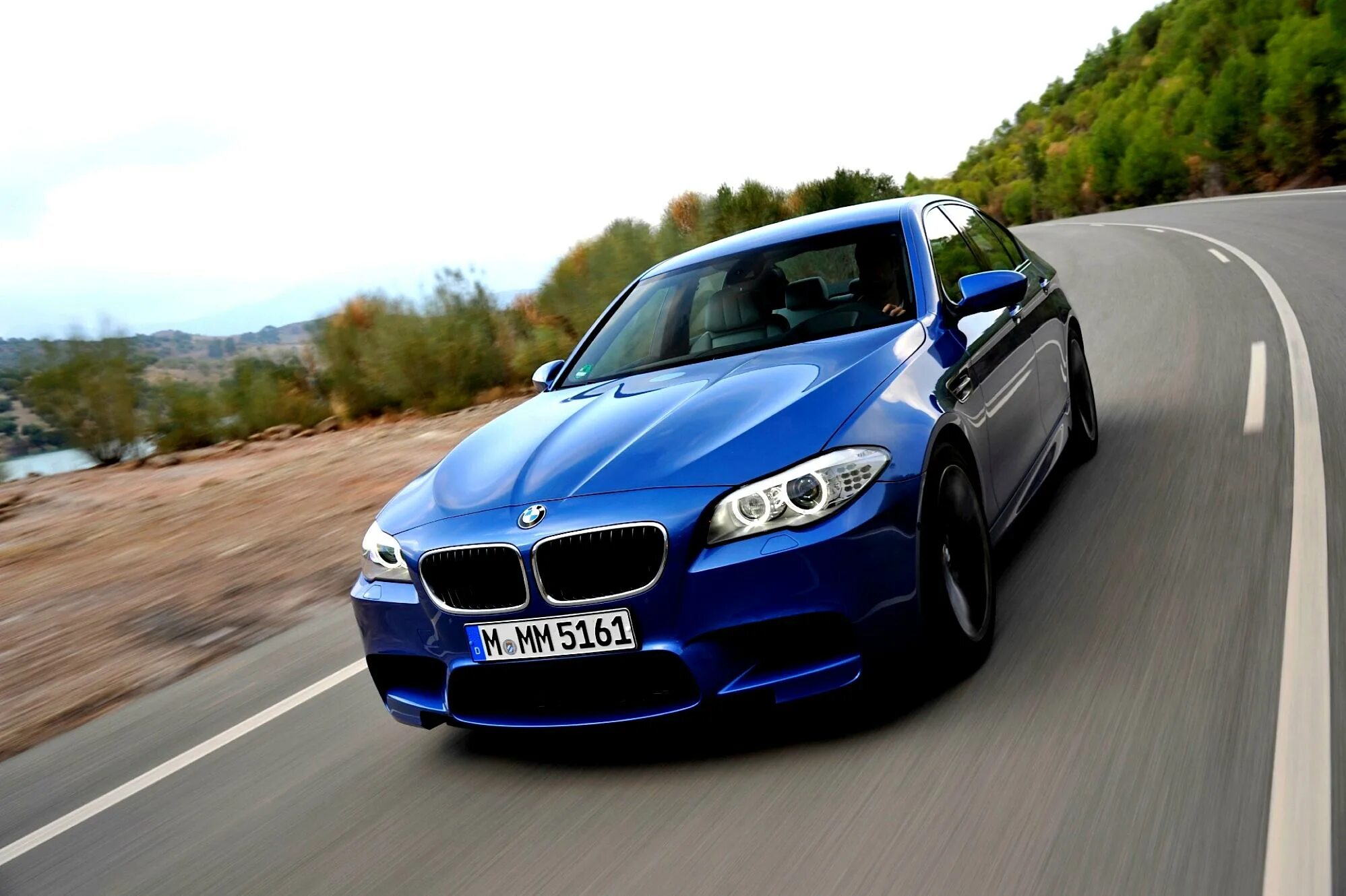 Bmw f10 m. БМВ m5 f10. BMW m5 f10 m5. BMW m5 f10 2012. BMW m5 f10 2011.