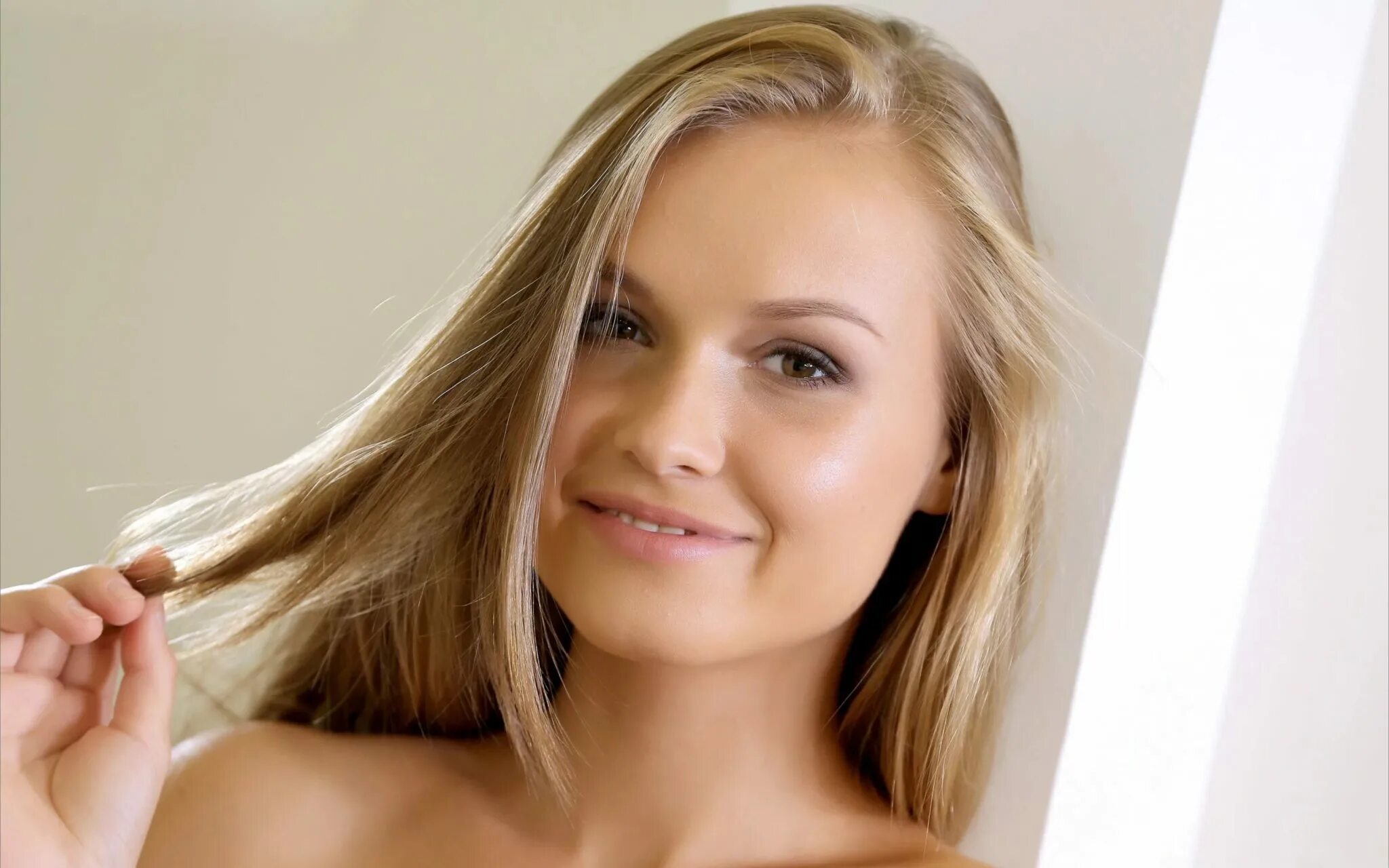 Красивые киски блондинок. Девушка в полете. Фотосессия с бабочками. Красота души человека. Красивая природа жизнь прекрасна.