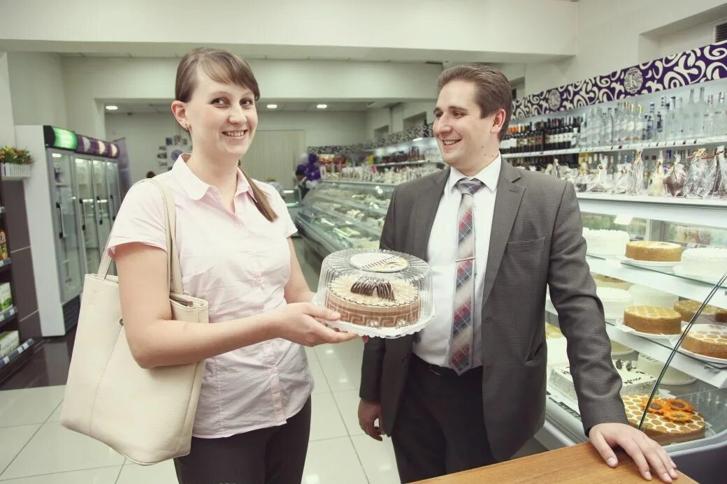 Олег борисович куликов торты. Ты кондитер нижний новгород. Волконский пекарня. Кондитер бай иваново. Кафе-кондитерская la rose.