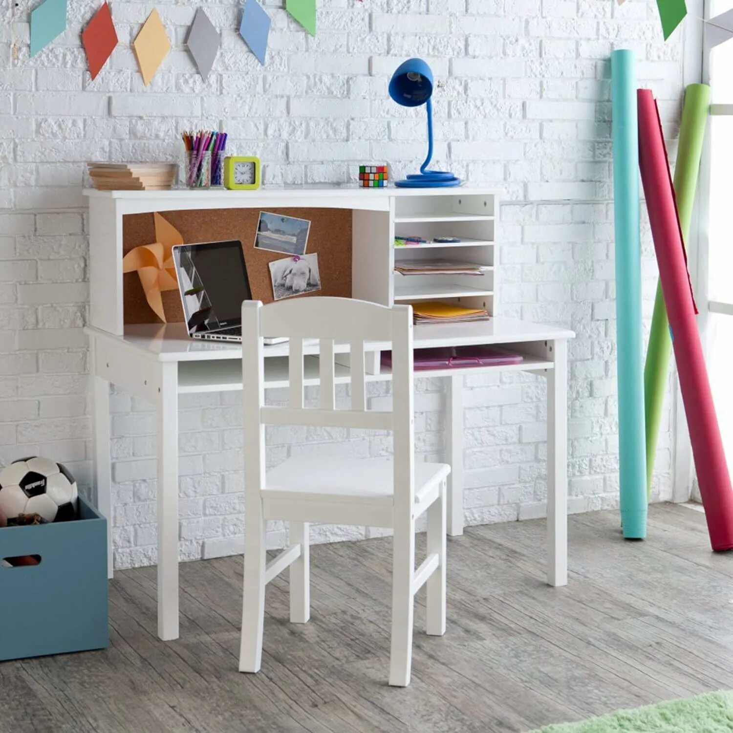 Как украсить свою парту. Study table. Письменный стол polini kids aviv 1455. Столик в детскую комнату. Стул под письменный стол.
