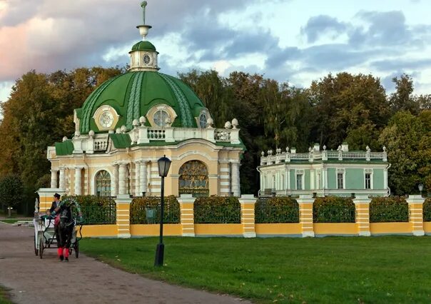Кусково электрогорск. Парк кусково оранжерея. Кусково усадьба шереметьевых. Парк кусково. Парк усадьба кусково.