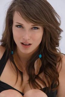 Melena morgan