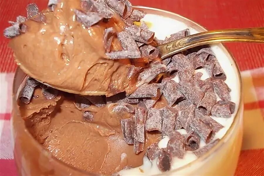 Шокманже рецепт армянский. Шокманже армянский. Шок манже десерт. Пп десерт в стаканчике. Армянское мороженое шок манже.
