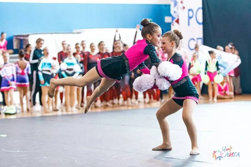 чир фристайл двойка музыка