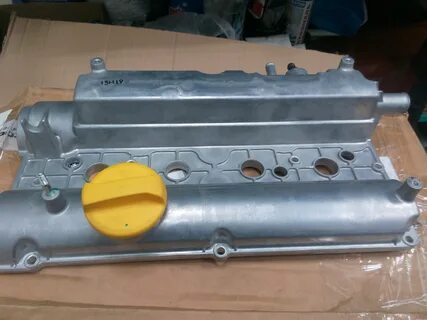 Клапанная крышка шевроле 1.8