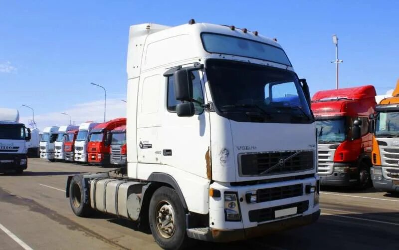 Volvo fm13. Тягачи вольво запчасти. Вольво тягач 2005 года. Volvo d13c. Volvo fh12 420.
