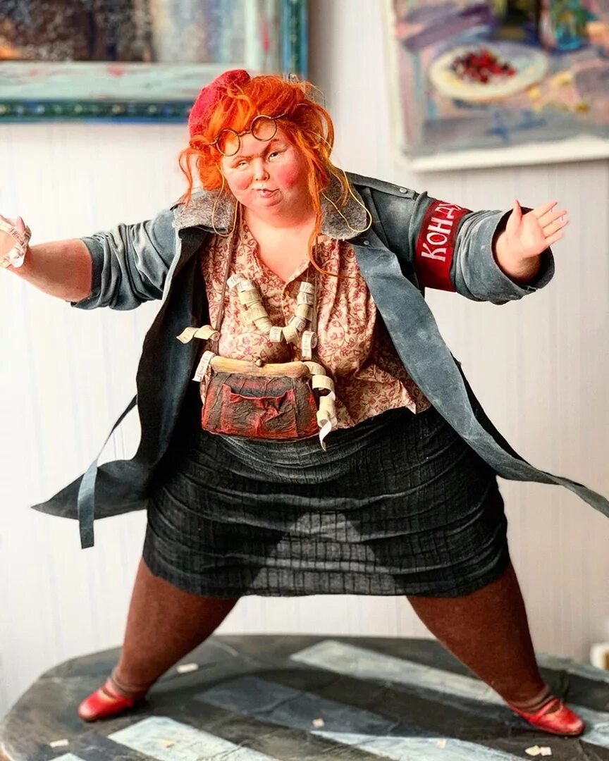 толстая женщина с рыжими волосами. пвшненькие рыжие девушки. толстая рыжая девушка в купальнике. рыжая полная женщина. рыжая толстуха.