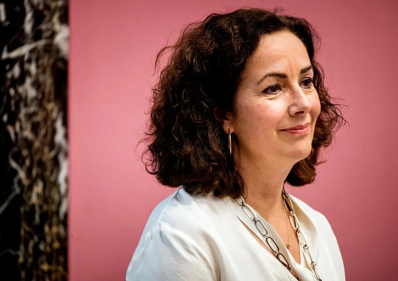 Фемке халсема мэр амстердама. Фемке халсема мэр амстердама. Фемке. Мэр города фемке халсема. Мэр амстердама фемке халсема фото.