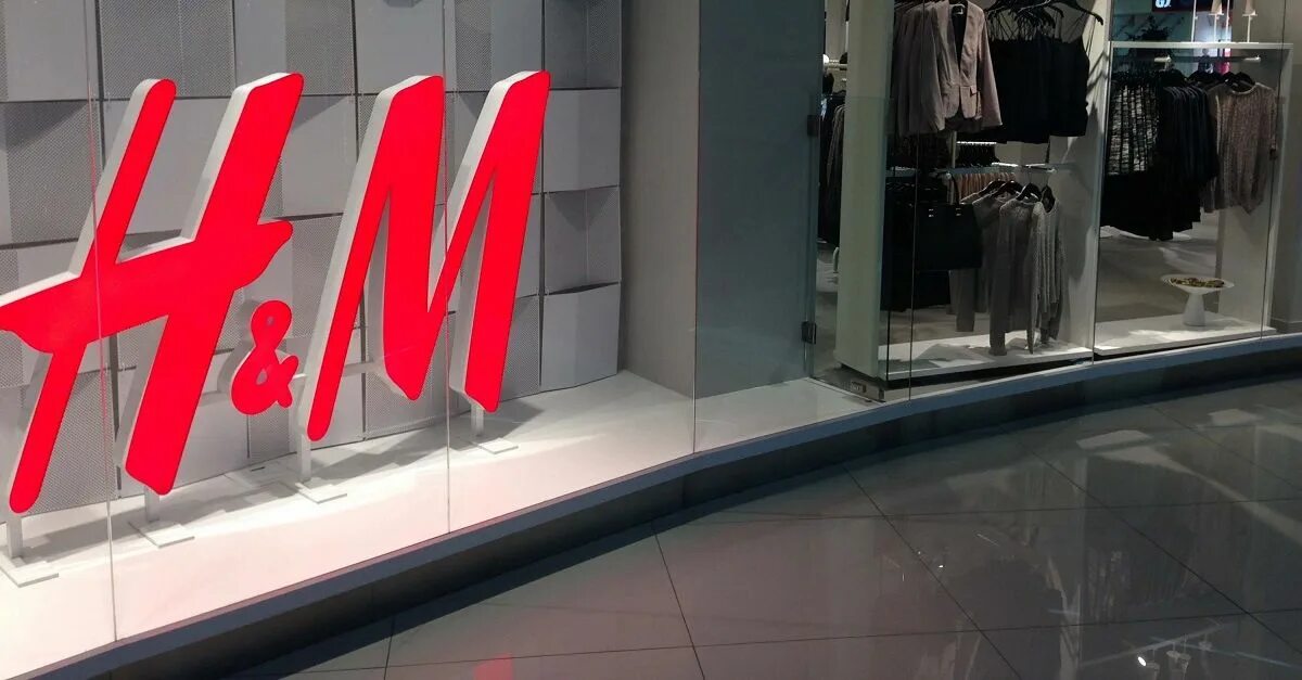 HM Минск. H M В России. Изготовитель фирма h&m. H&M выставила на продажу российский бизнес. Hm в минске