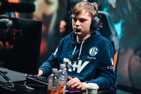 Schalke mid-laner Abbedagge joins 100 Thieves midway through the LCS 