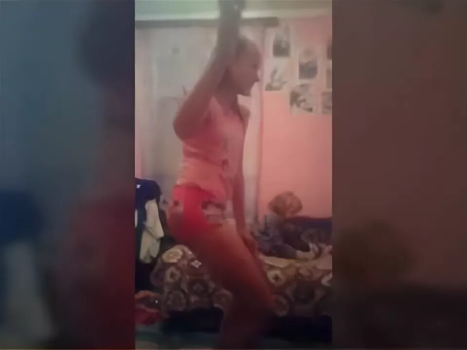 Ютюб ольга попова когда родителей нет дома. Девочки пока нет родителей. Пока родителей нет дома. Пока родителей нет дома. Девочки пока нет родителей.