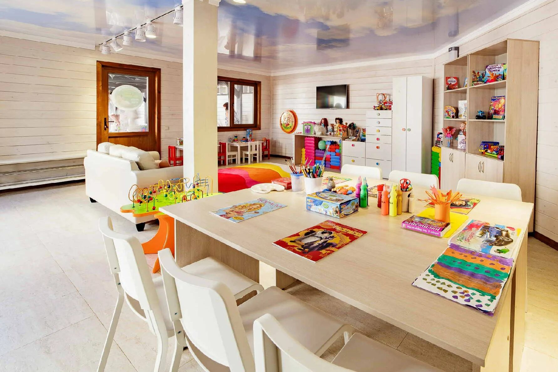 Обустройство детской комнаты. Необычные игровые комнаты. Организация пространства в детском саду. Игровая комната в кафе. Интерьер игровой комнаты.