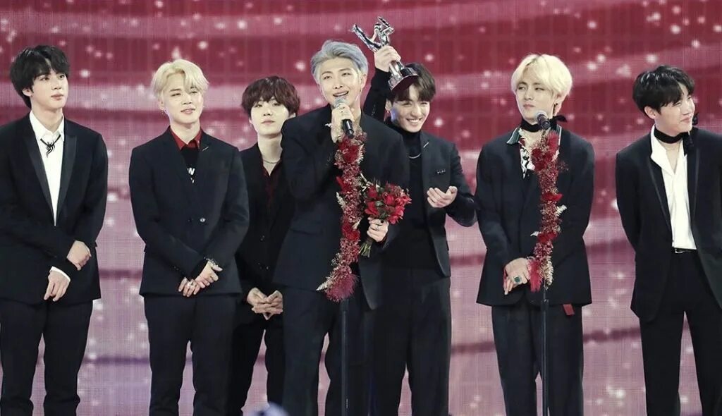 Golden Disk Awards 2020 BTS. Golden Disk Awards 2014 BTS. BTS Golden Disk Awards 2019. BTS Daesang 2014.