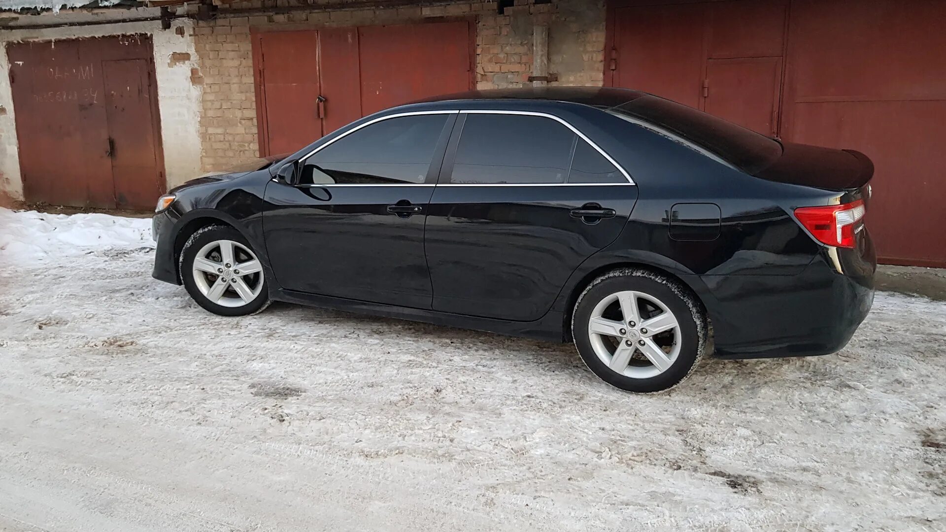 Тойота камри тонированная. Toyota camry 70 3. Тойота камри тонированная. Camry 50 тонировка. 5 black.