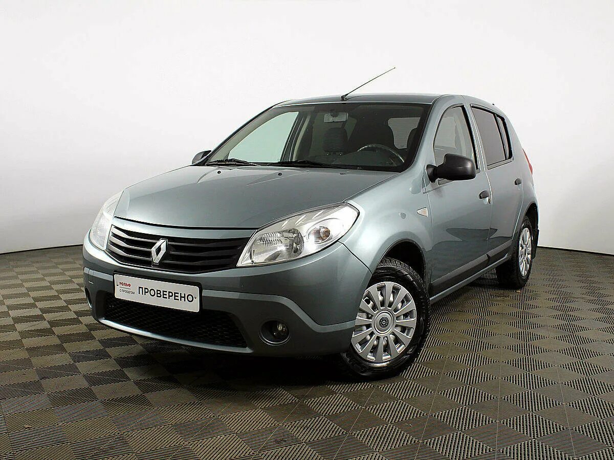 Renault sandero 2011. Рено Сандеро хэтчбек 2011. Sandero 2011 1.6. Рено Sandero 2011.