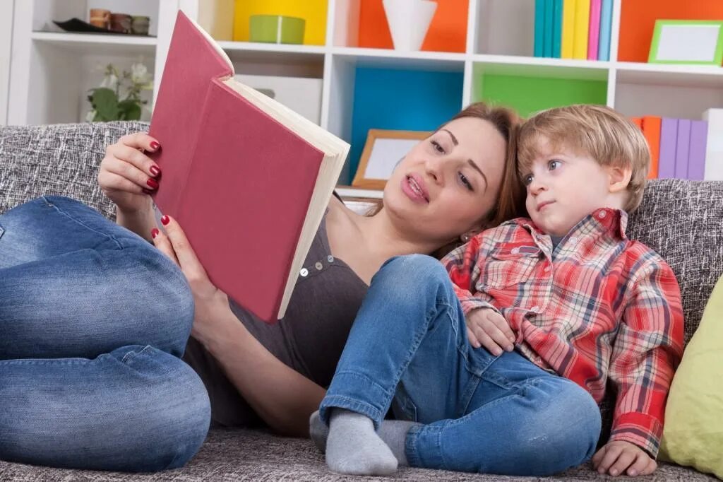 Telling and reading