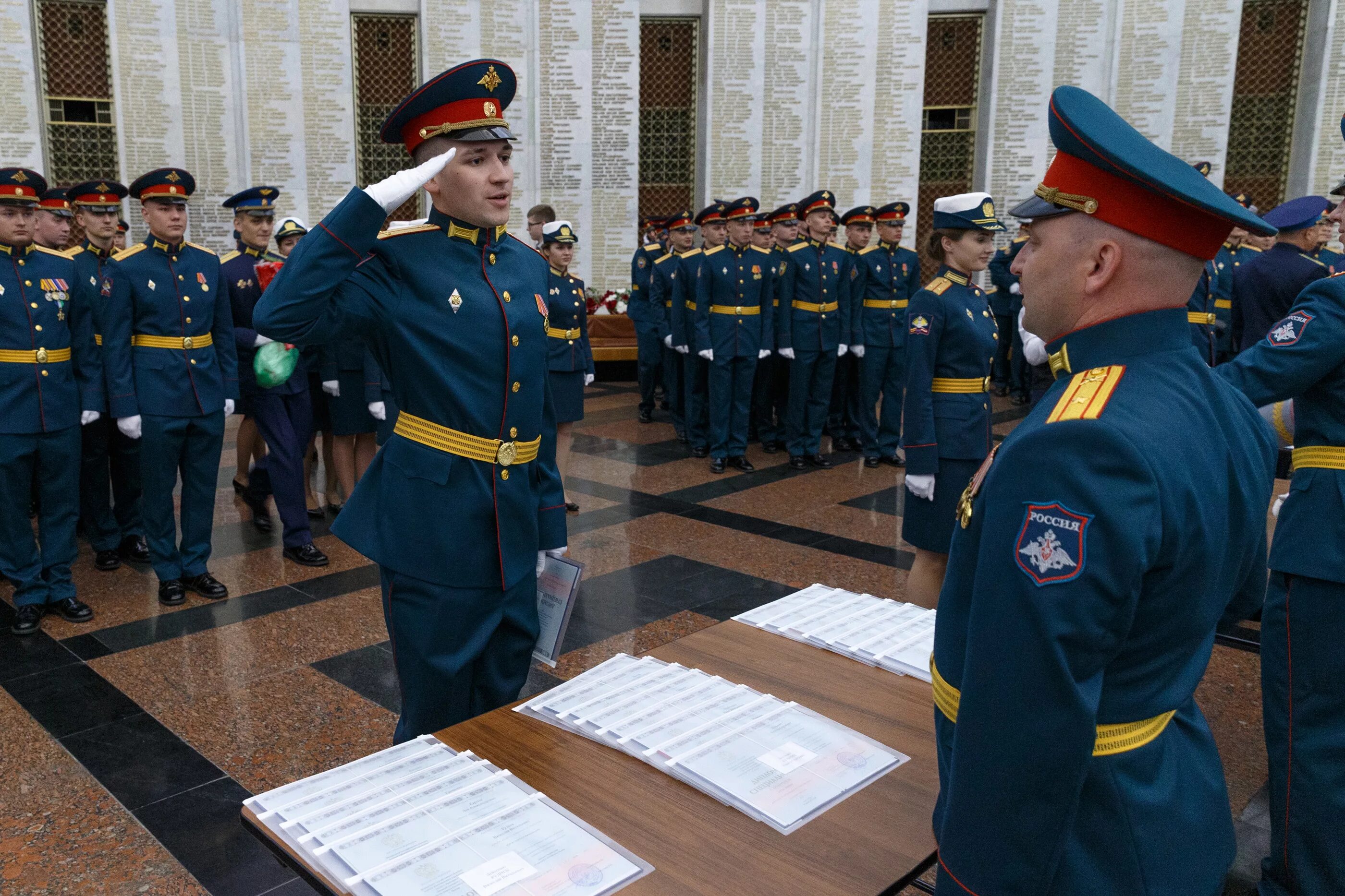 Высший военный вуз. Военные училища Министерства обороны Российской Федерации. Выпуск офицеров ВМЕДА. Выпуск военных вузов. Выпуск военного университета.