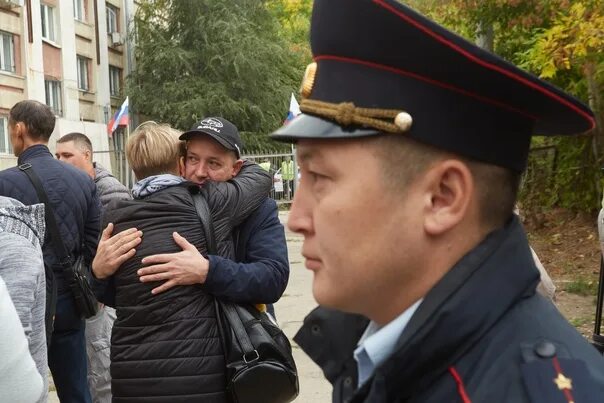 Мобилизация самара. Рощинский мобилизация. мобилизованные в рощинском фото. призывники в рощинском.