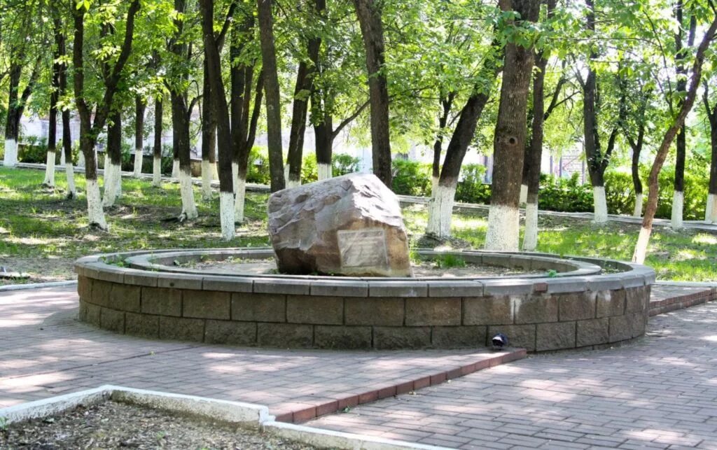 Пушкинский парк касимов. Пионерский парк касимов. Памятник победы касимов. Парки касимова. Касимов площадь ленина.