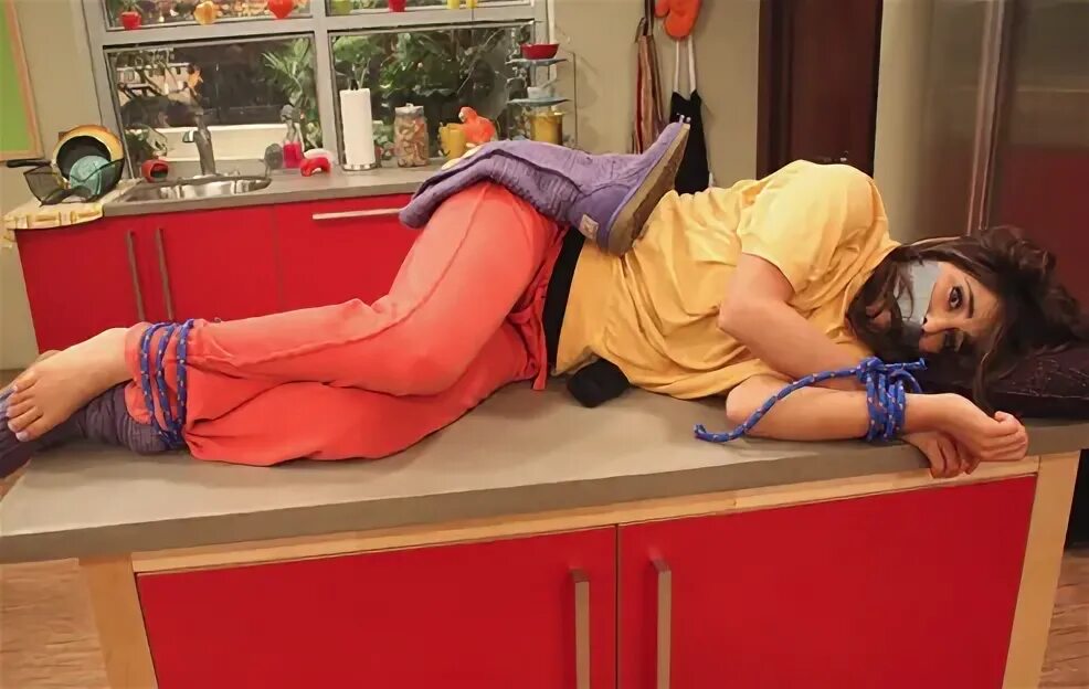 Tied up video. Даниэлла монет gagged. tied up. nickelodeon кляп.