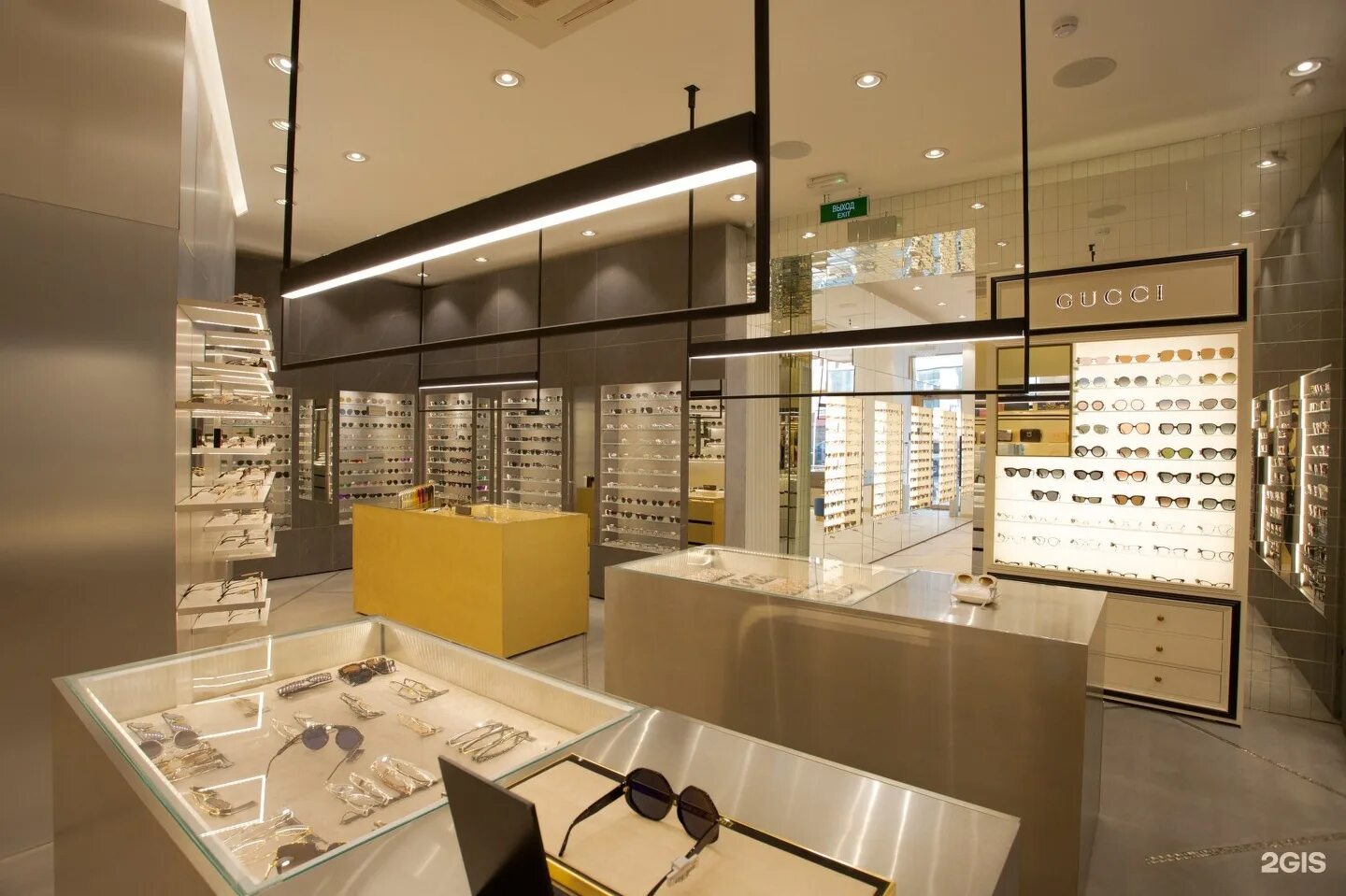 City optic shop germany. магазин оптики слепая курица. слепая курица салон оптики. оптика кузнецкий мост. оптика кузнецк.