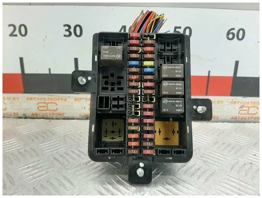 Предохранители санг енг кайрон. Блок предохранителей Кайрон дизель 2.0. Блок предохранителей Санг енг Кайрон 2.0 дизель. Блок предохранителей SSANGYONG Kyron дизель. Блок предохранителей Санг енг Кайрон 2.3.