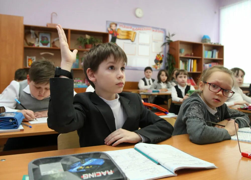 25 школа балаково. 6 школа учителя по английскому. Лицей 2 балаково. Учителя пос энем 25 школа. Педагоги 25 школы.