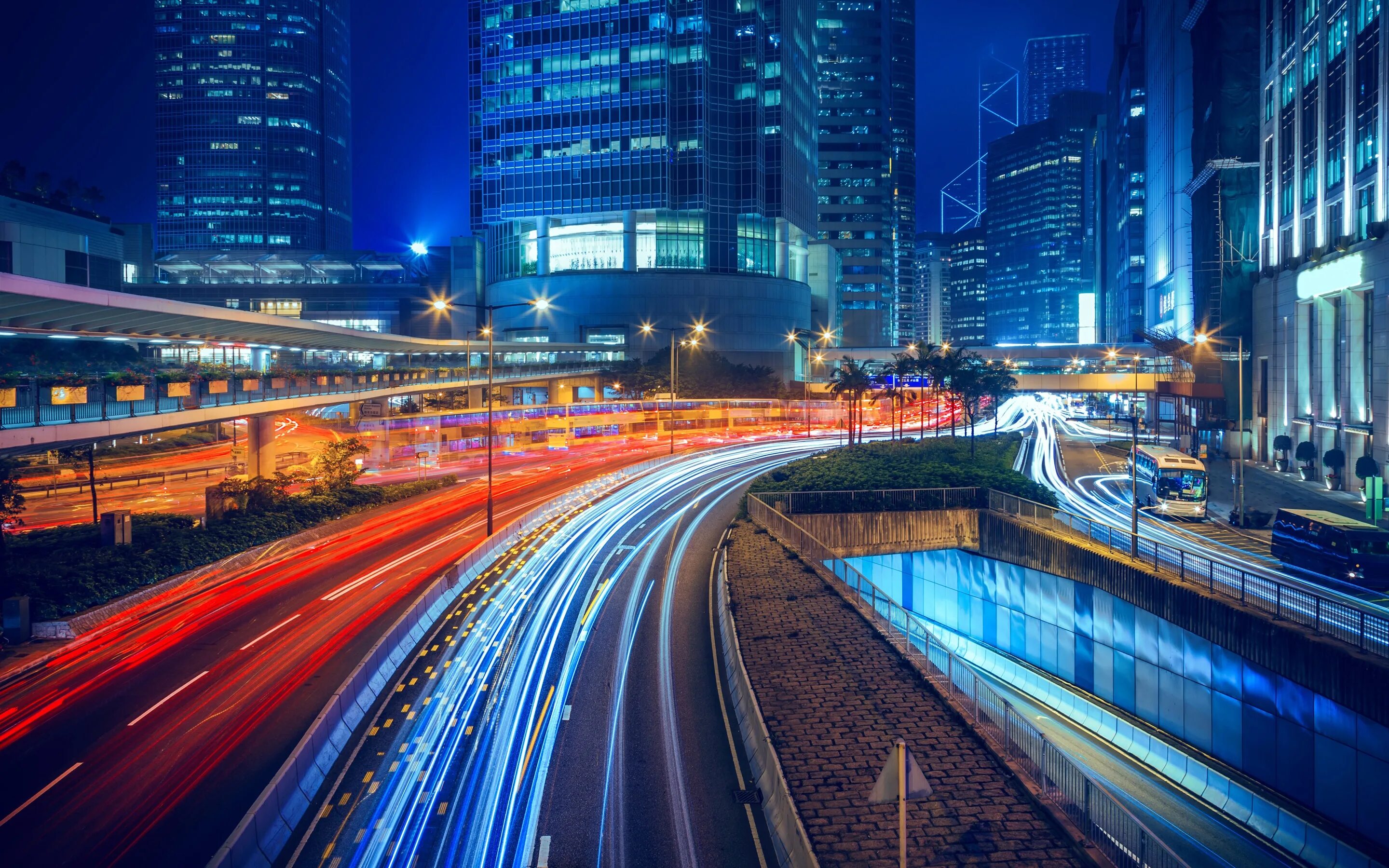 Дорога ночью в городе. Город дорог огни. Город дорог огни. Лос анджелес ночью дорога. Вечер город дорога.