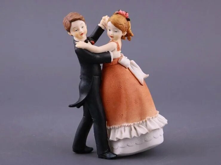 Осень танцует вальс бостон. Берестов куклы вальс танцуют старый стих. Бальные танцы живопись. Танцующие пары. Берестов куклы вальс танцуют.