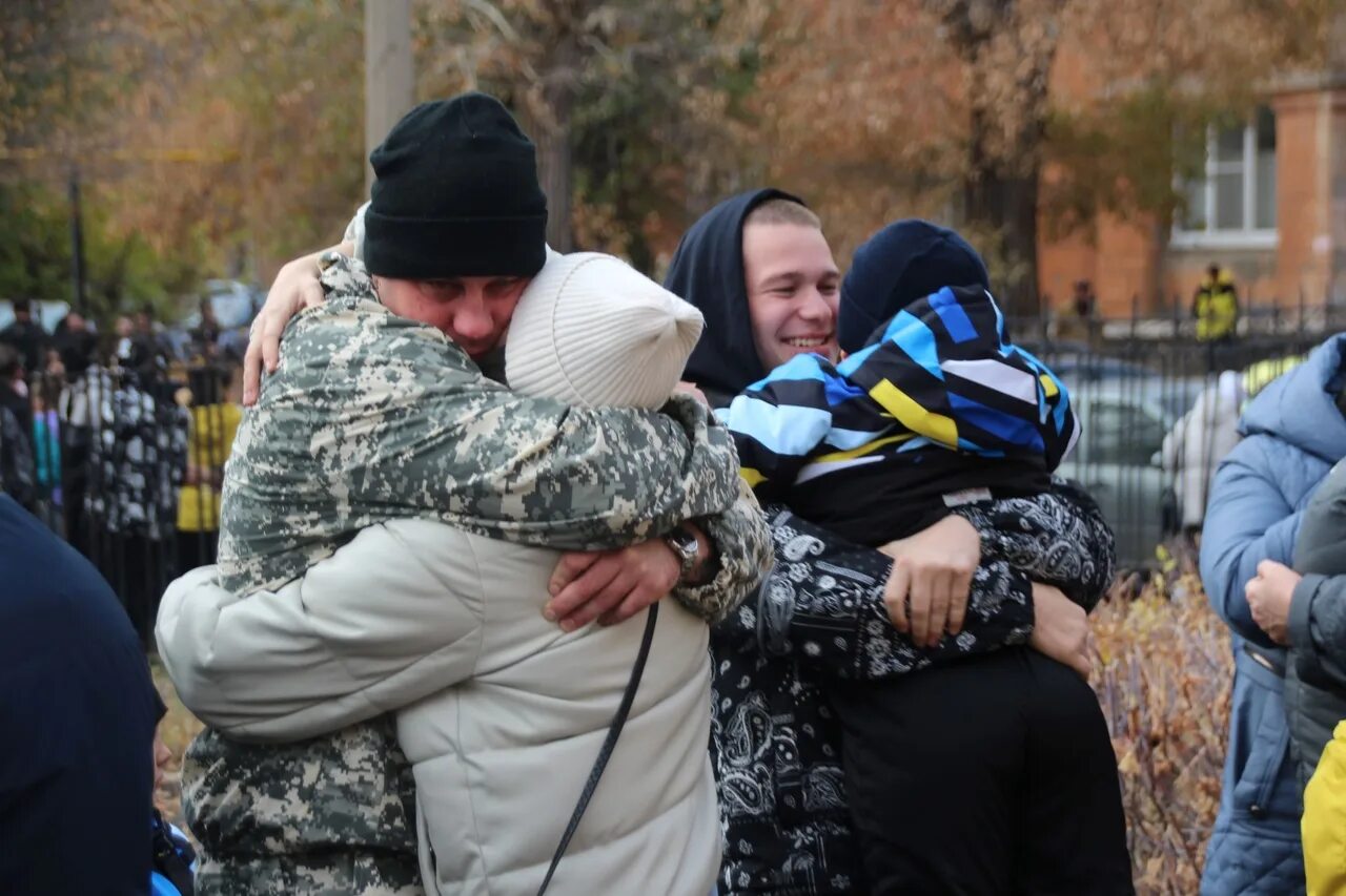 Военная мобилизация. Мобилизация 2022. Частичная мобилизация в россии. Российский солдат. Мобилизация.