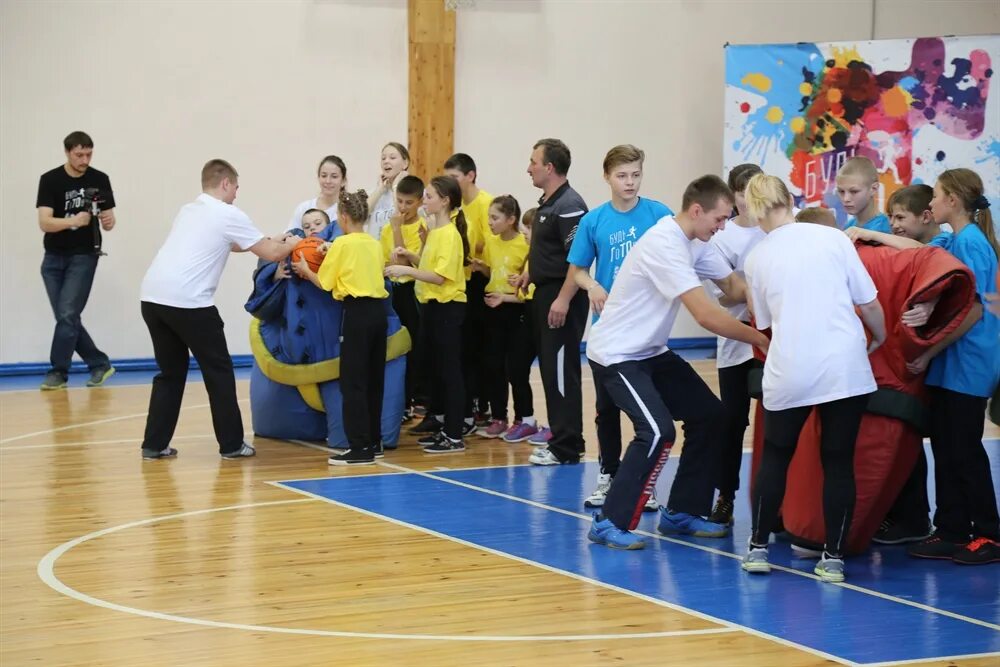 Вершинина 46 томск. Томск вершинина 43б. Готы в рязани. Готов томске. Новогодняя встреча.