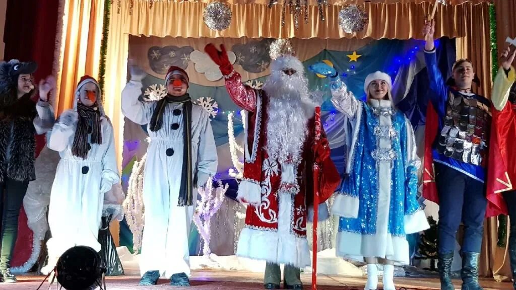 новогоднее представление в рдк