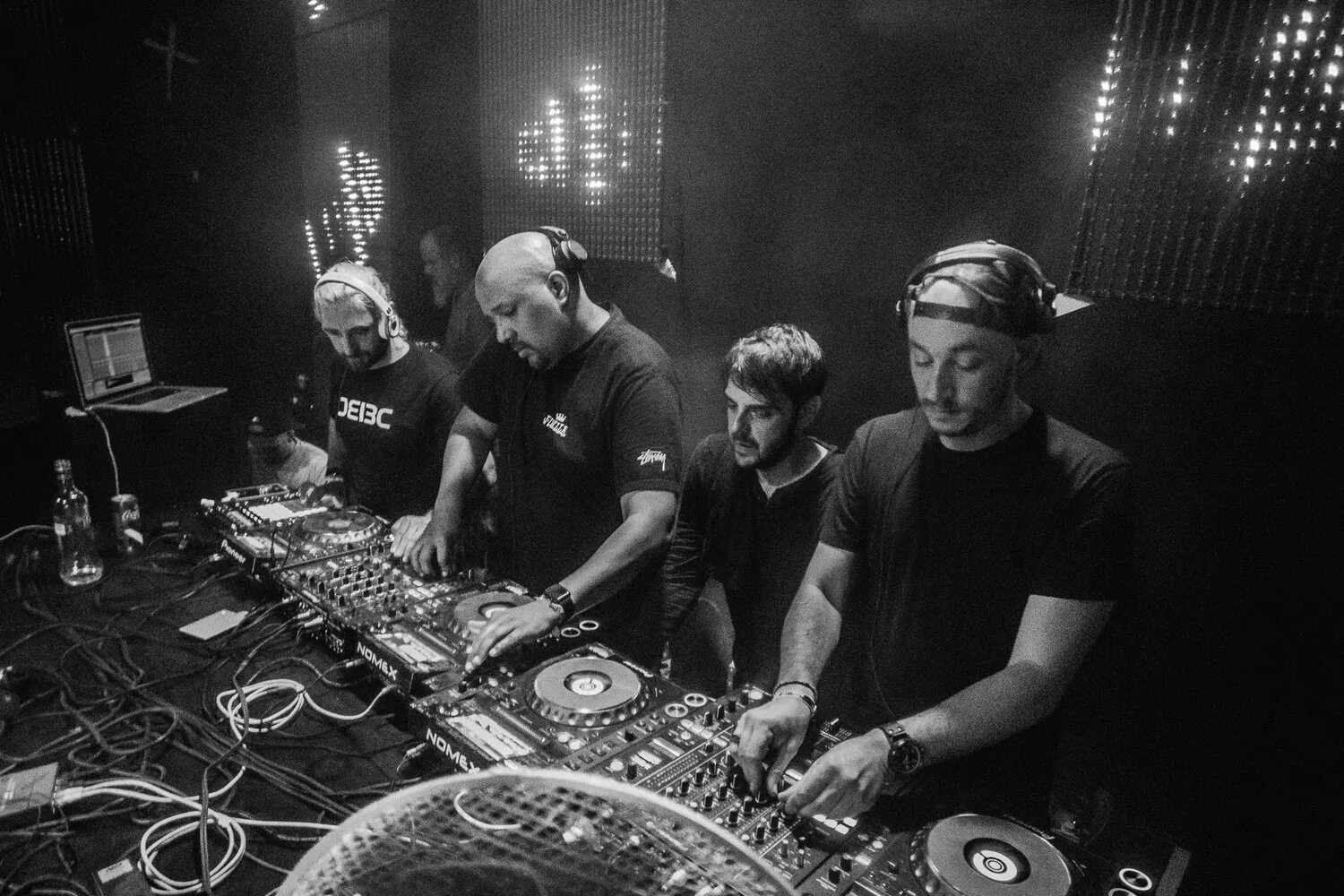 Bass live