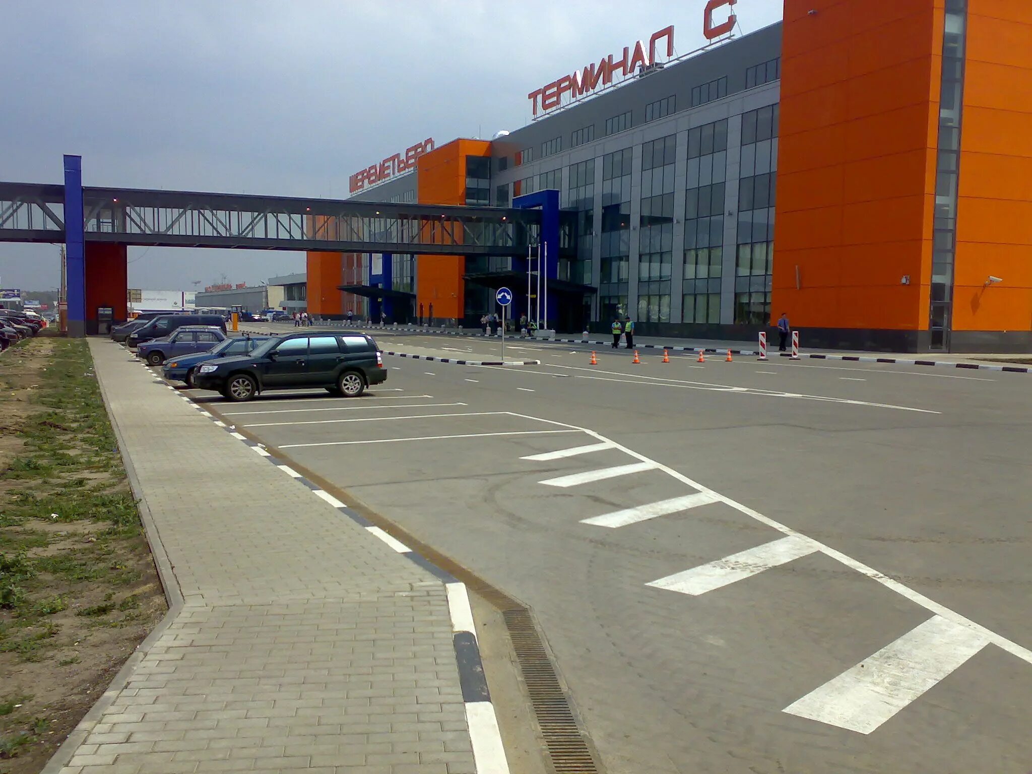 Переход терминал в. Аэропорт шереметьево терминал в. шереметьево терминал c. аэропорт шереметьево b c. шереметьево старый терминал.