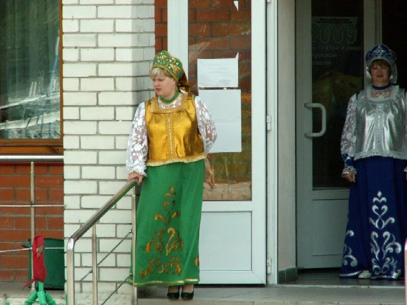 Прогноз погоды мантурово курской. Село Мантурово Курская область. Курская область Мантуровский район село Мантурово. Девушки города Мантурово Костромской области.