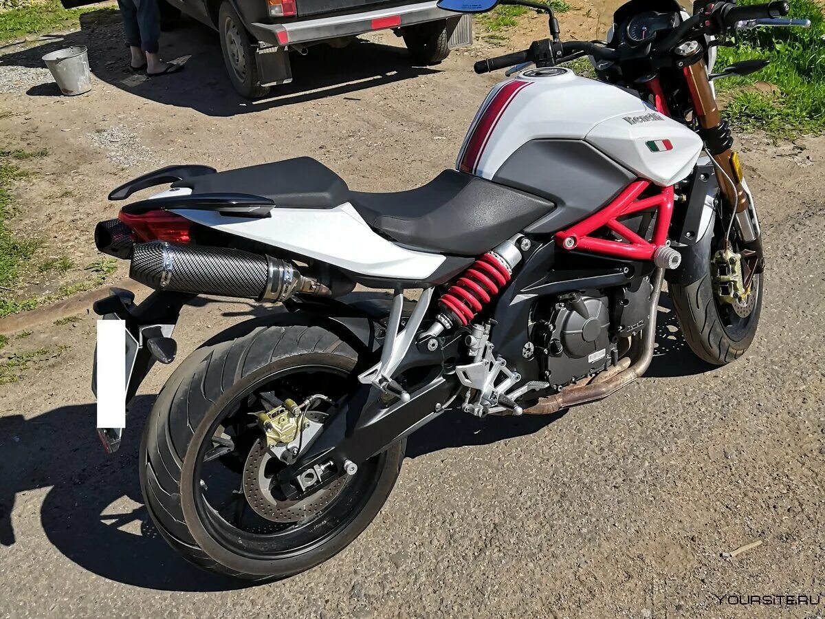 Мотоцикл stels 600 benelli. Benelli 600. Benelli 600. Стелс бенелли 600. Стелс 600 мотоцикл.