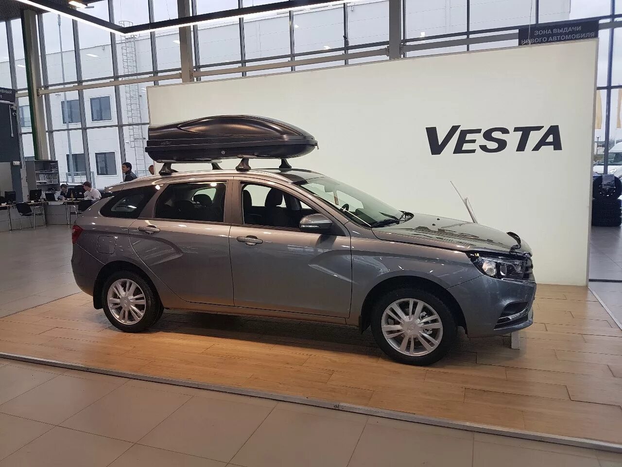 Vesta SW Cross автобокс. Vesta sw багажник