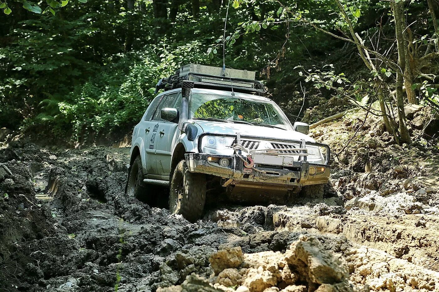 Mitsubishi pajero sport 2008. Mitsubishi pajero sport полный привод. Mitsubishi pajero sport полный привод. Полный привод паджеро спорт 2. Mitsubishi pajero sport полный привод.