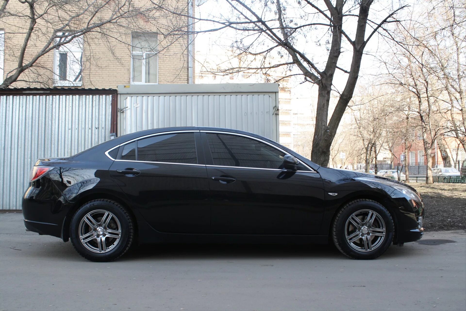 Mazda 16. Mazda 6 GH r16. Мазда 6 GH на 16 дисках. Mazda 6 GH на 16 колесах. Mazda 6 GH колеса r16.