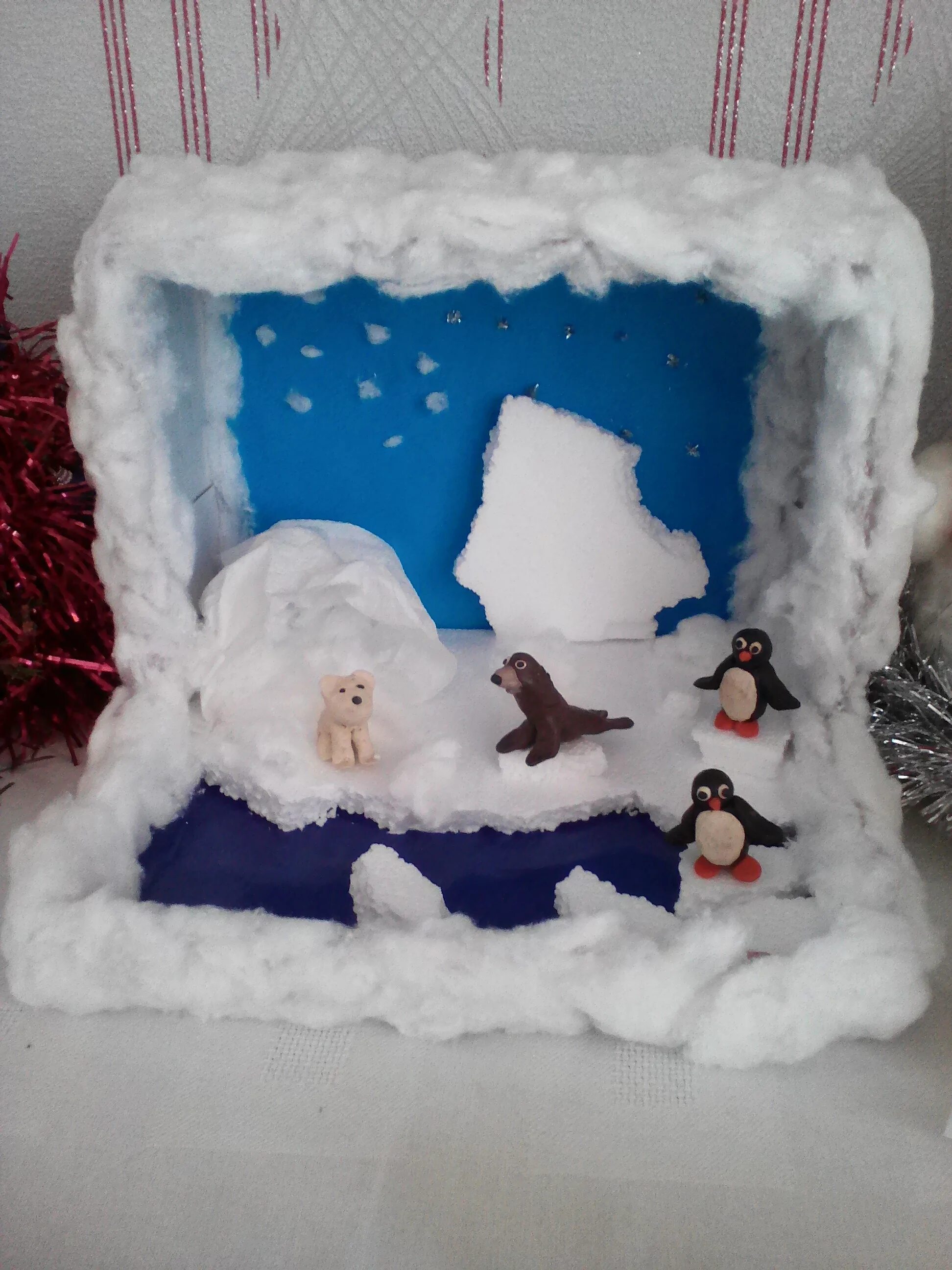 Сделать зимнюю поделку легко. Зимние поделки. Поделки на зимнюю тему. Зимняя аппликация для детей. Зимняя аппликация.